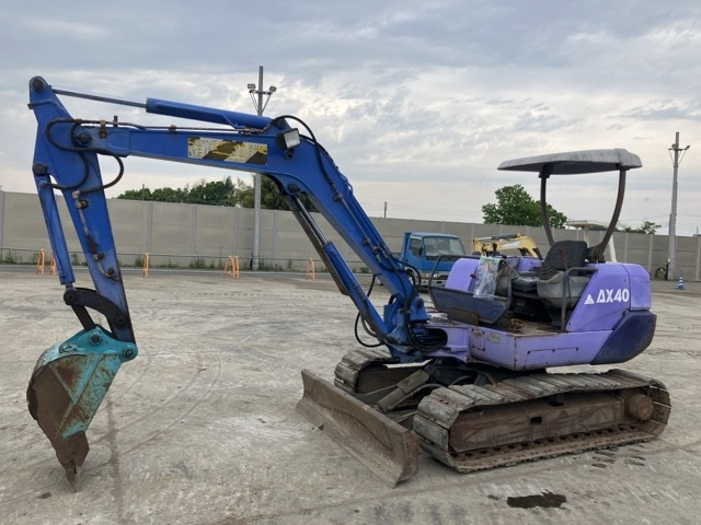 AX40
