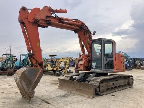 ZX135UR