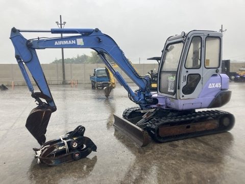 AX45