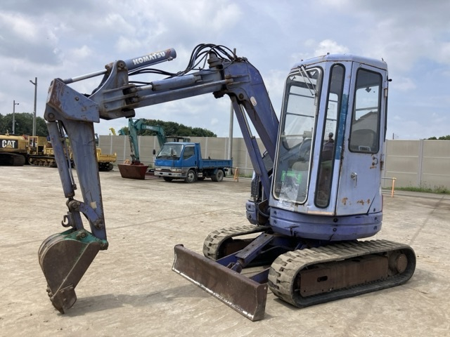 PC28UU-2E