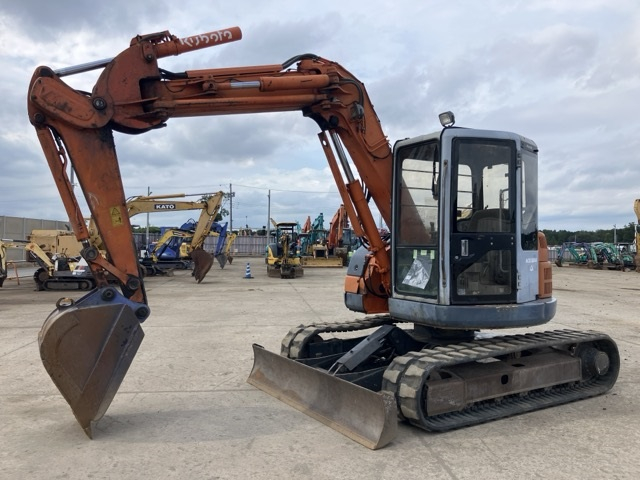 KX75UR-5
