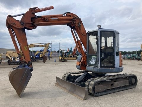 KX75UR-5