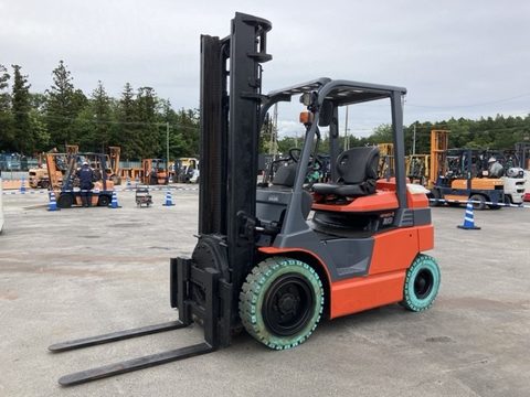 7FB30