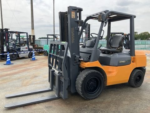 02-7FGJ35