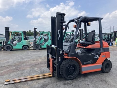 8FB30