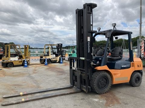 02-7FGJ35