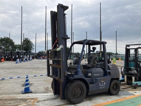 02-7FD35